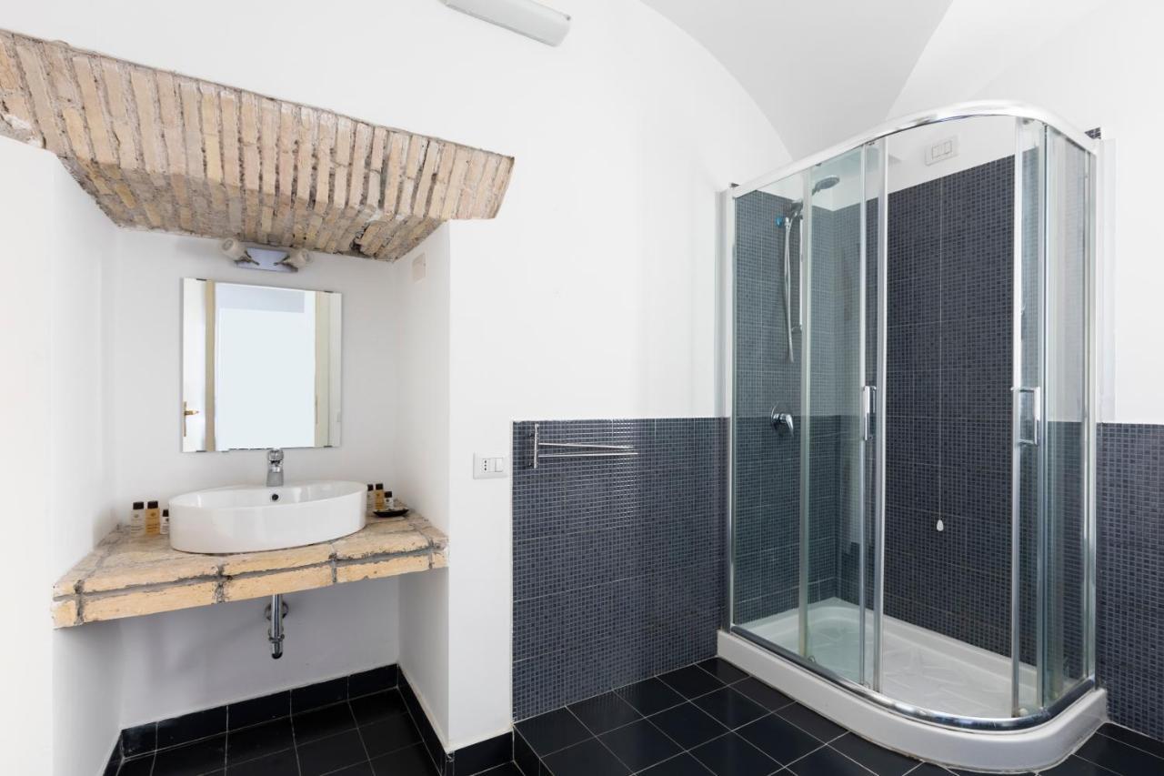 Sonder At Colosseum Cloisters Aparthotel Rome Exterior photo